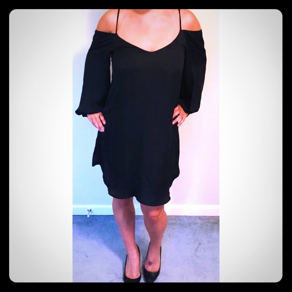 Black Slouchy, Cold Shoulder, Knee Length Dress